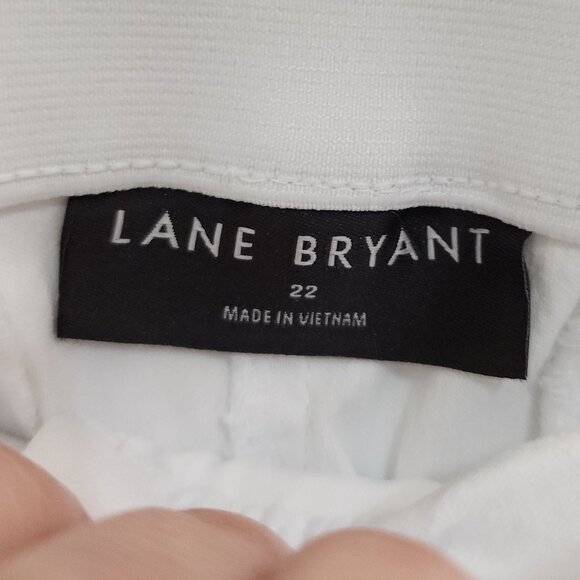 Lane Bryant White Cropped Pants Plus Size 22 Stretch Cotton Blend - Picture 11 of 12